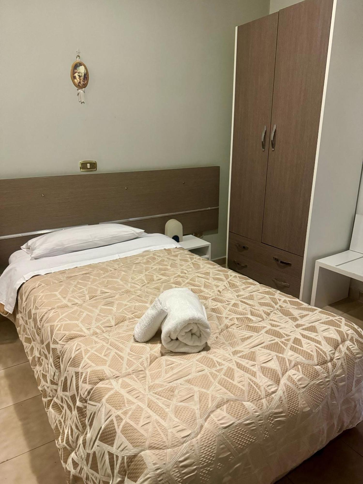 Hotel Il Santuario - Pompéi Extérieur photo